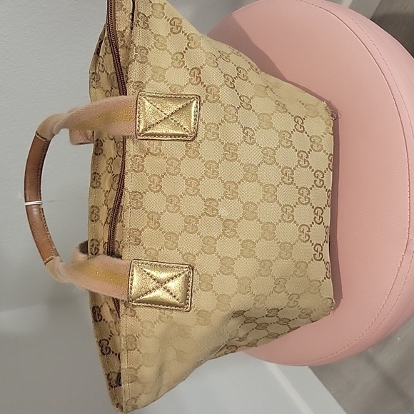 AUTHENTIC GUCCI PURSE - Picture 5 of 11